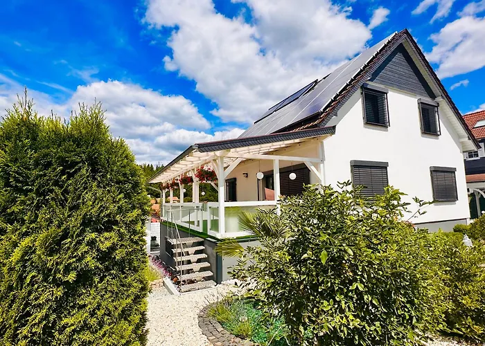 Ferienhaus zur Waldauer Höhe mit 3 SZ, 120qm&40qm Balkon