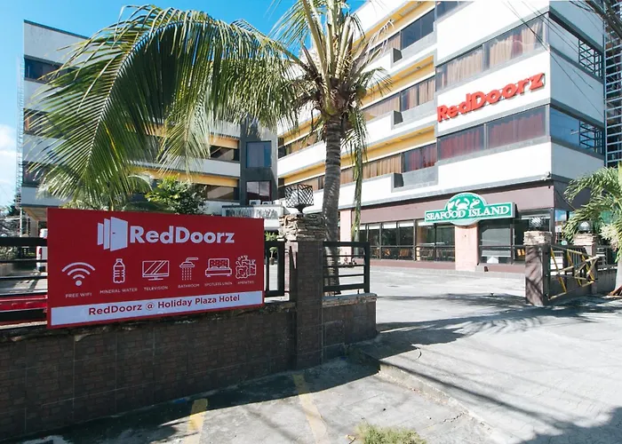 Holiday Plaza Hotel Tuguegarao City