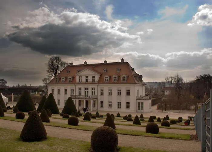 WEST Hotel an der Sächsischen Weinstrasse