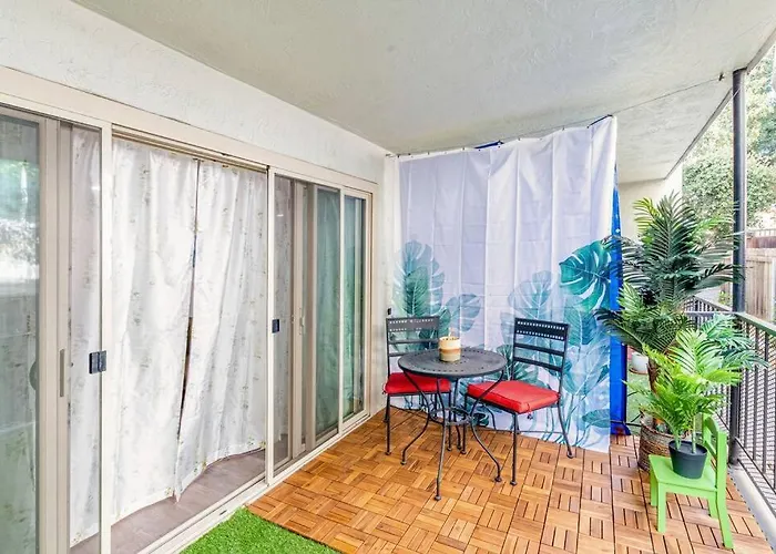Condo In Most Sought After Neighborhoods