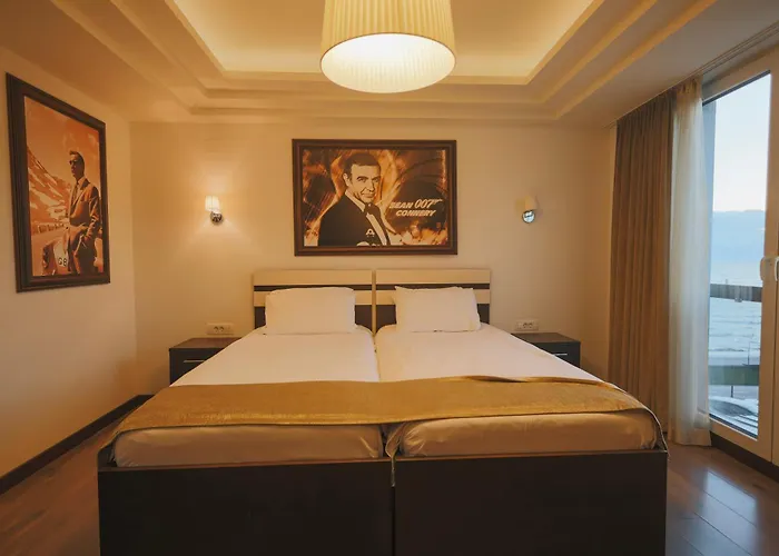 Mr.I Boutique Hotel & Bar