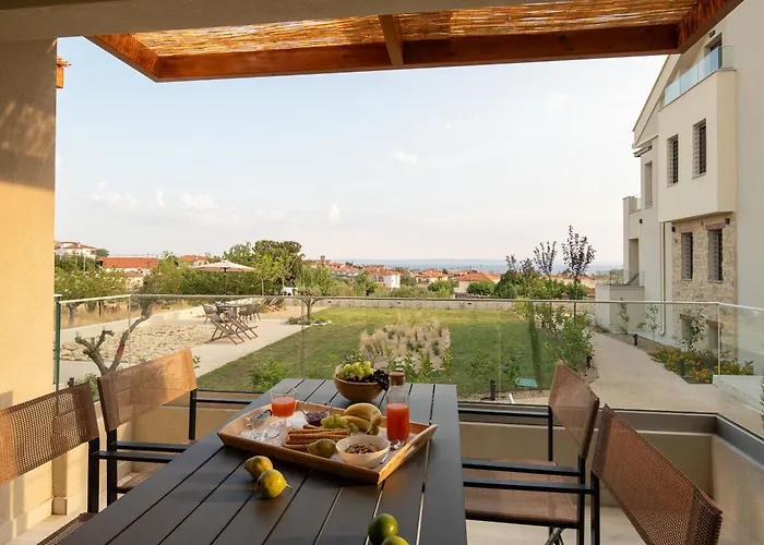 Melian Suites