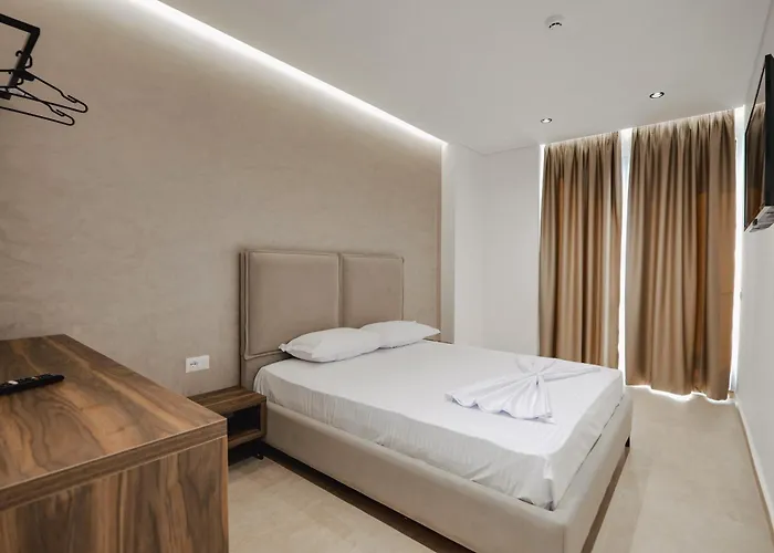 Sunlight Hotel