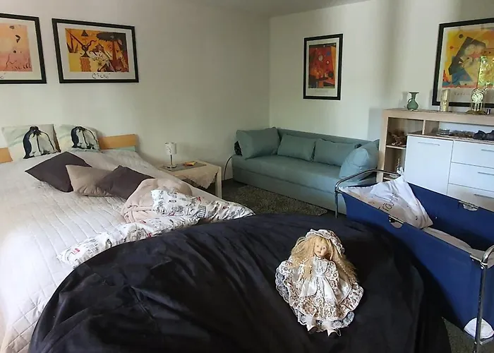 Schöne Ferienwohnung mit Terrasse und Garten