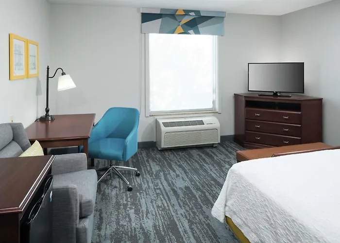 Hampton Inn & Suites Rochester-North