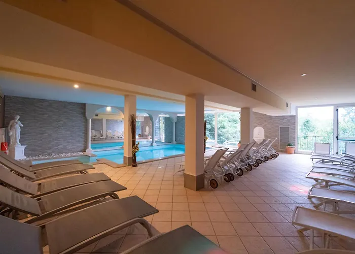 Borgo Dei Poeti Romantik Hotel