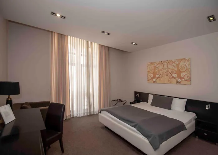 Hotel Platani