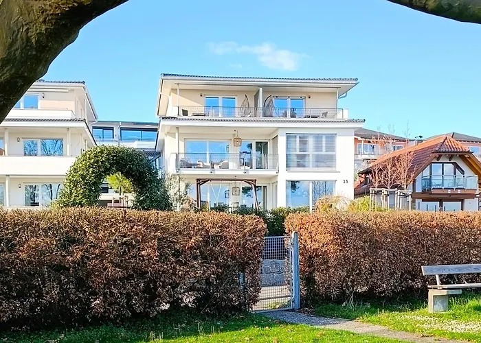 MAISON AMAND - Am See mit Privatstrand