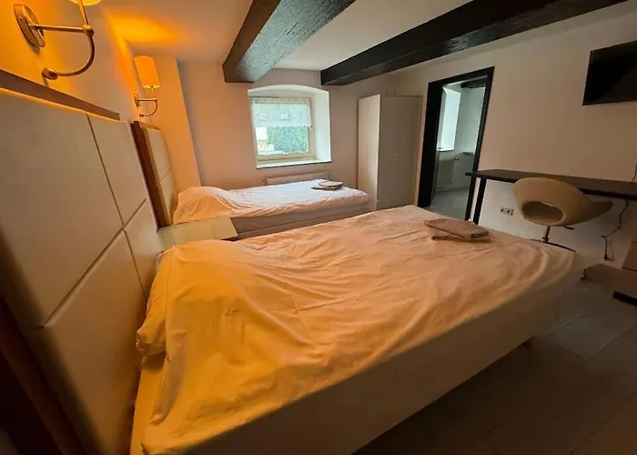 Große Monteurwohnung - 7 Personen - KÜCHE WIFI TV