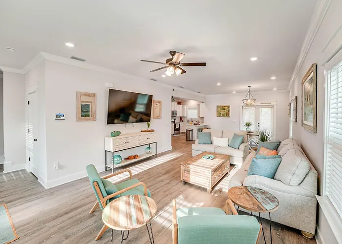 Near State Parks: Carrabelle Home W/ Beach Access!