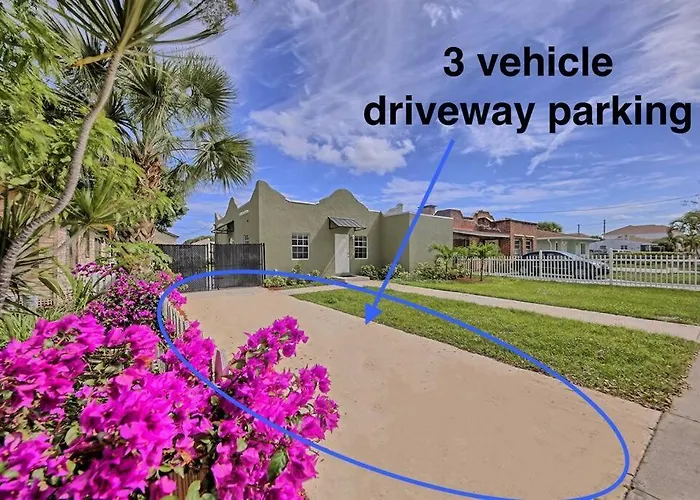 Palm Wave Says - Quiet House In Best Area