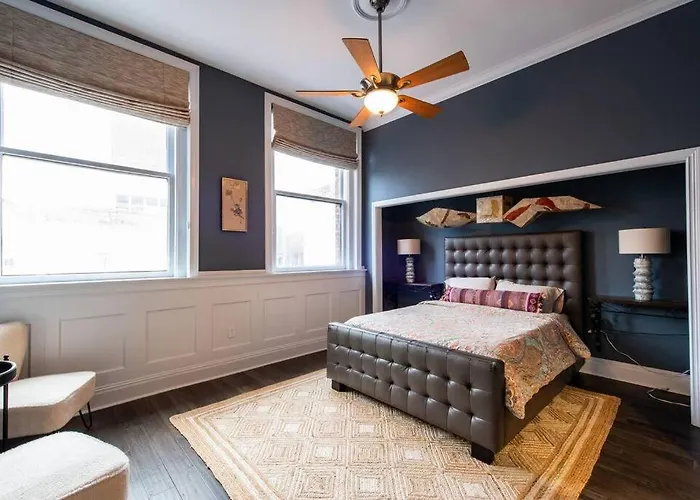Downtown Sophistication/ Two Bedroom / Two Bath