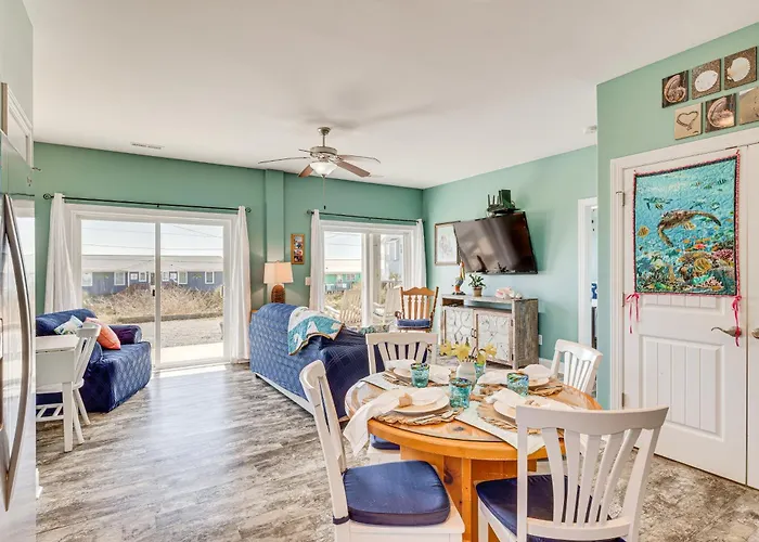 Ocean-View Apt In Emerald Isle - Walk To Beach