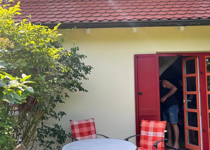 Möwenblick Bakenberg-41 Ferienwohnung mit Terrasse, Doppelbett, Schlafsofa, vollständige Komfortküche