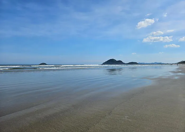 Flat na Riviera de São Lourenço com serviço de hotelaria