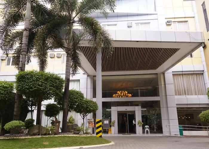 Lm Metro Hotel