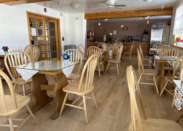 Columbine Inn And Suites