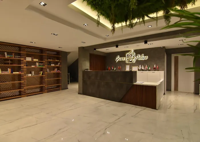 Green Palace Suite Hotel