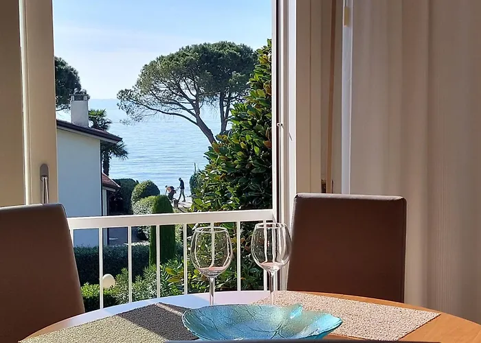 Betulla Lake View Apartment