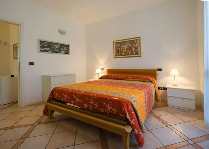 Casa Riello, A Due Passi Dal Lago