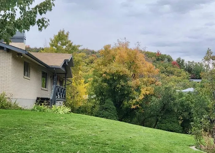 Cozy Mountain Retreat
