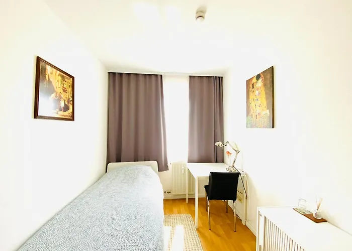 #Welcometomessehannover#Twobedroomapartment&Balcony