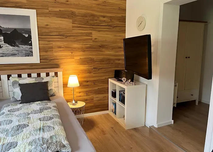Appartement 1 mit Küche und neuem Bad, frisch saniert