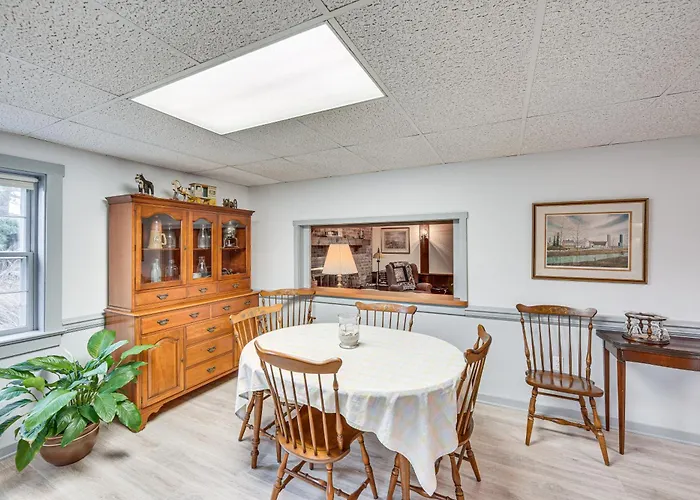 Amish Country Apartment W/ Cozy Fireplace!