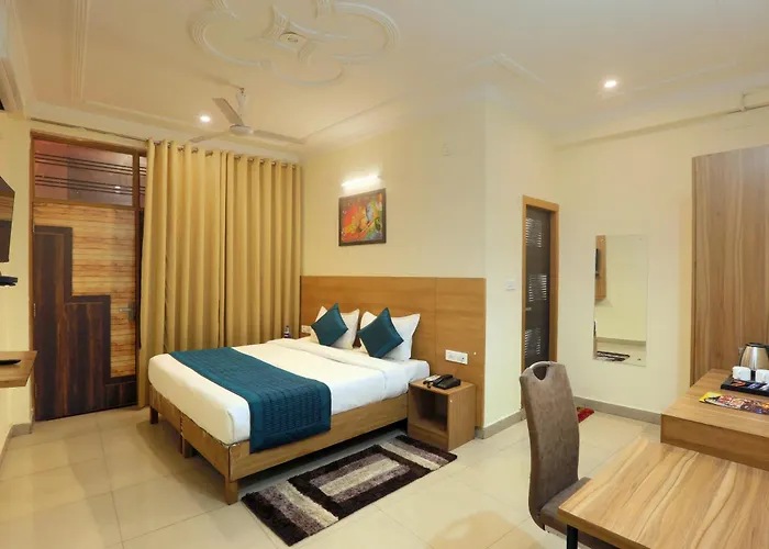 Hotel Lemon Suites & Banquet By Aura