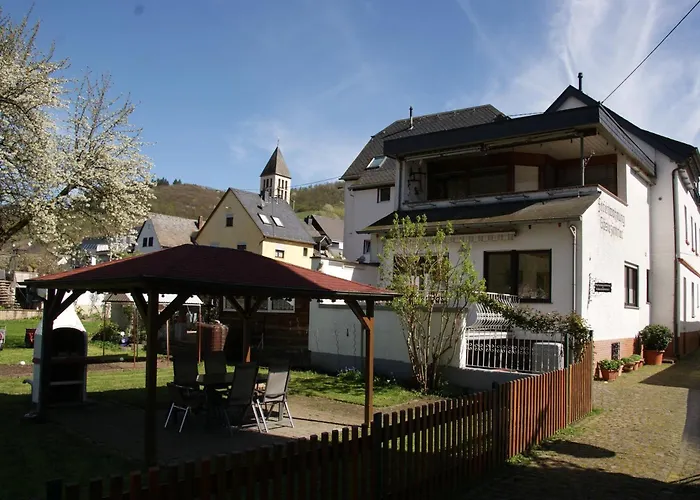 Moselblick - Ferienwohnung an der Uferpromenade