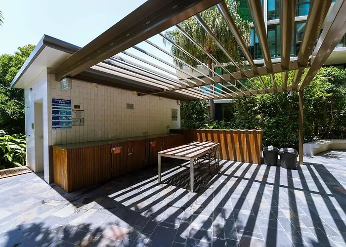 Modern 1-Bdr Apt W/ Free Car Park&Fantastic Pool
