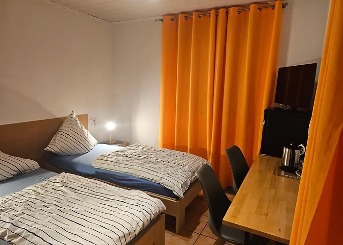 200qm Work&Stay 4 Schlafzimmer jedes Zimmer mit eigenem Badezimmer, Neu Modernisiert