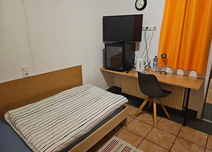 200qm Work&Stay 4 Schlafzimmer jedes Zimmer mit eigenem Badezimmer, Neu Modernisiert