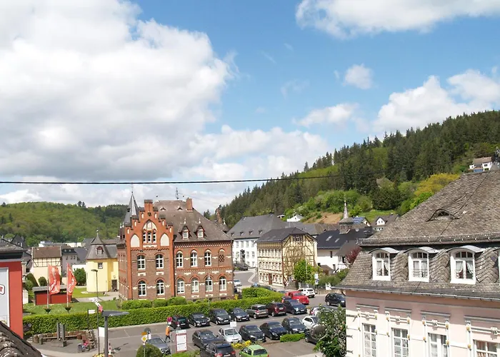 Ganzes Haus, Zentrale Lage Adenau Nürburgring