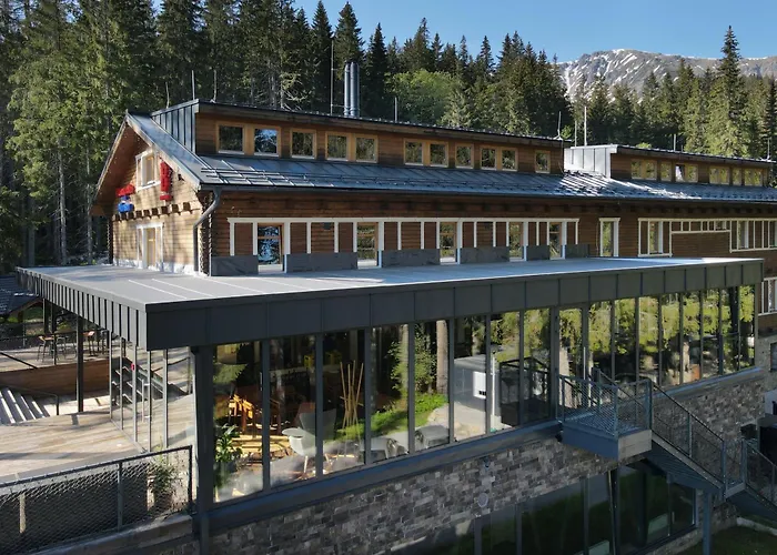 Hotel Bjoernson & Bjoernson Tree Houses Jasna