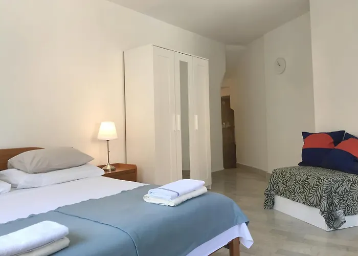 Placa Apartments