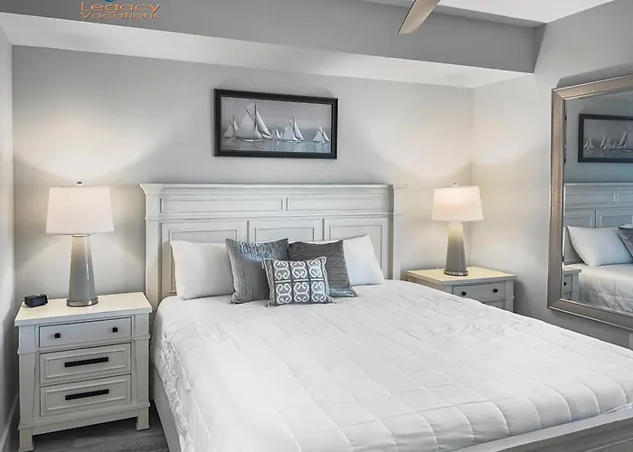 Blu #606 Luxury 2 Bd Beachfront Condo