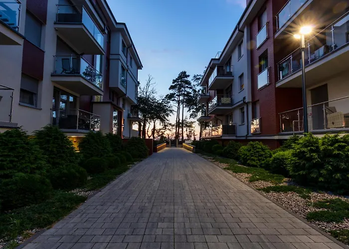 Apartament 6M Rewal W Cenie Basen, Jacuzzi, Silownia, Sala Zabaw, Free Private Parking, Park Rozrywki Hossoland 30 Minut