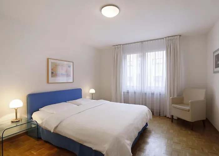 Fantastic 2 Bedroom Flat Close To The Lake
