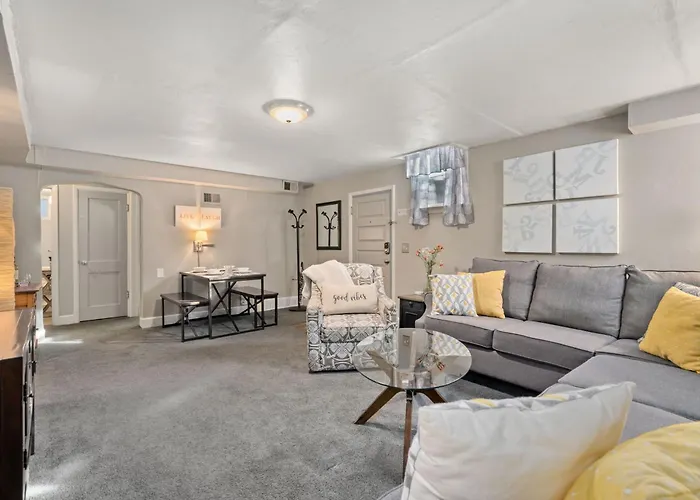 Garden Level Apt Mtn Ave - 8 Min Walk To Old Town!