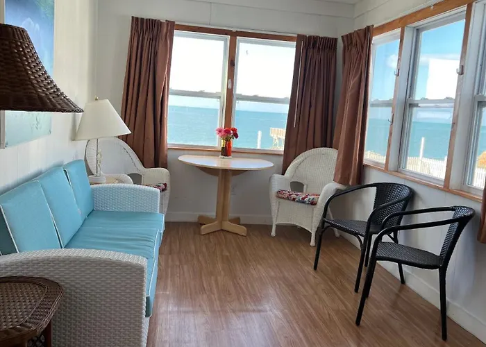 Buccaneer Quarters And Suites