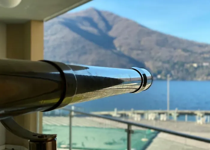 Modern 3 Bedroom Apartment On Lake Maggiore