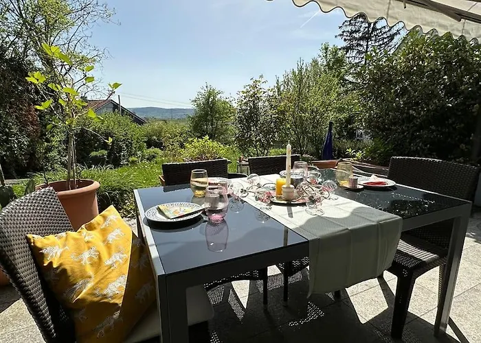 04 Exquisites Apartment mit Terrasse