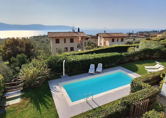 Residence Olivi - Panorama Lake View, Pool, Terrace, Garden, Wifi