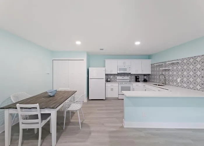 Superb Bonita Springs Residence Near Downtown