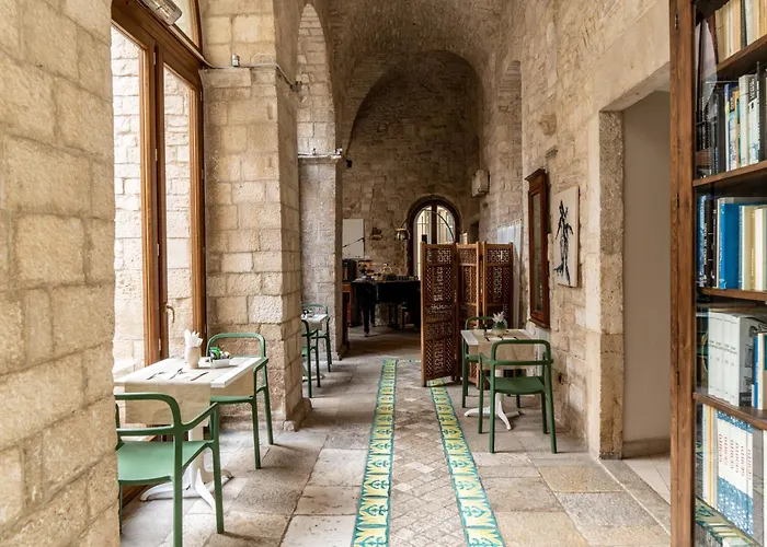 S. Martin Hotel
