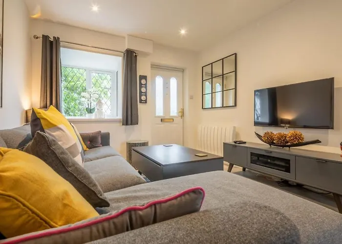 Delightful Central Duplex - 2 Mins To Station