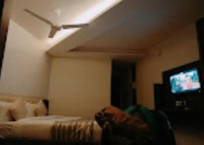 Hotel Rajpath Inn