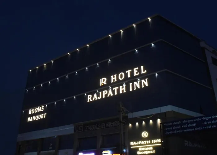 Hotel Rajpath Inn
