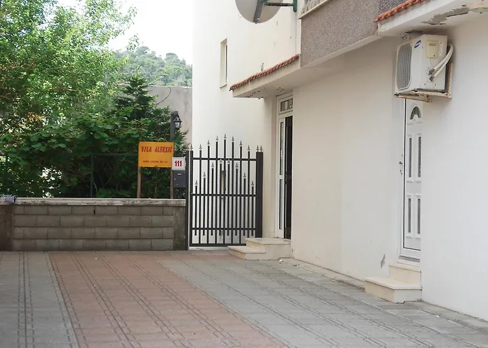 Apartments Aleksic